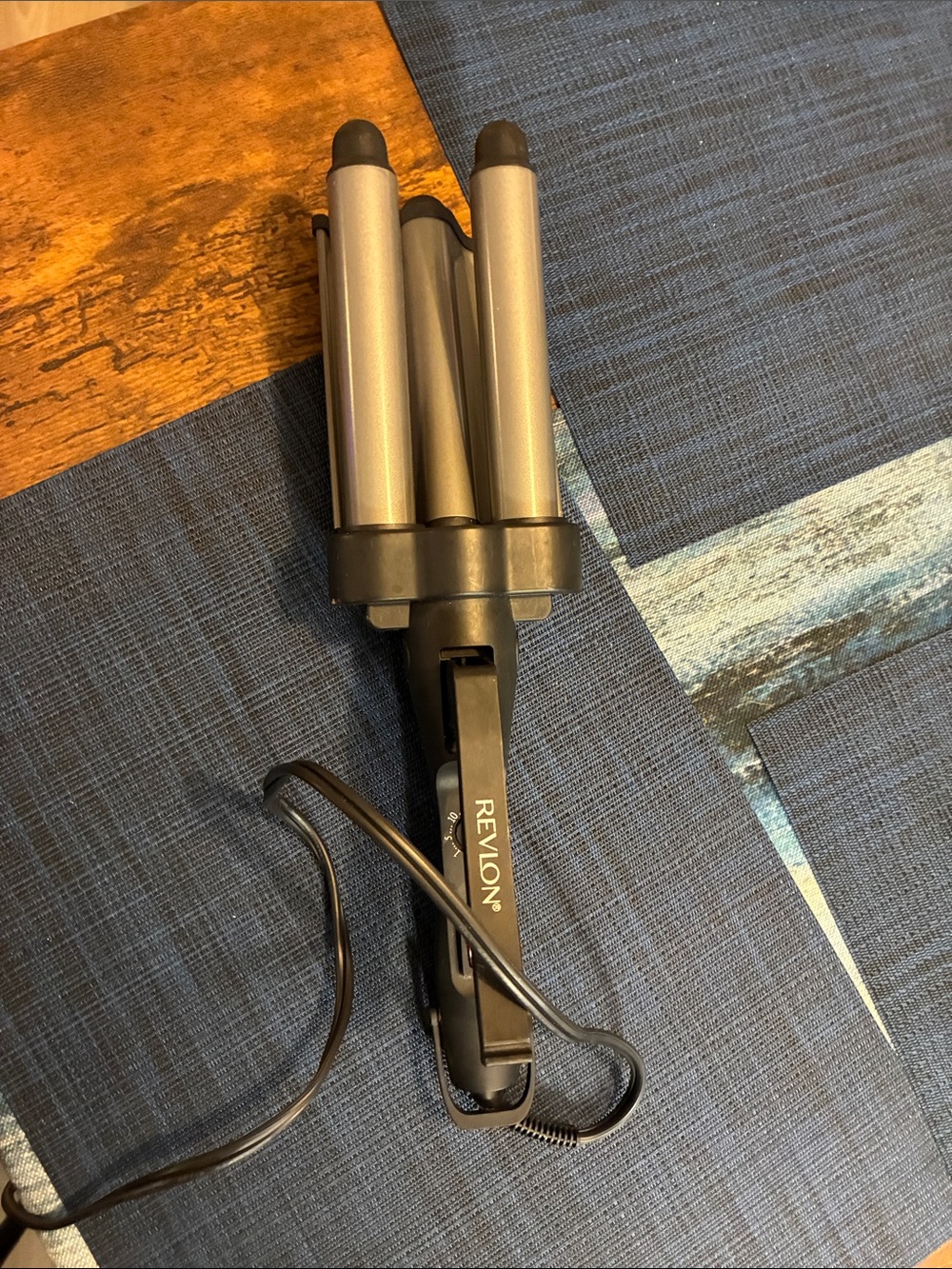 Revlon Triple Barrel Waver - Black and Silver